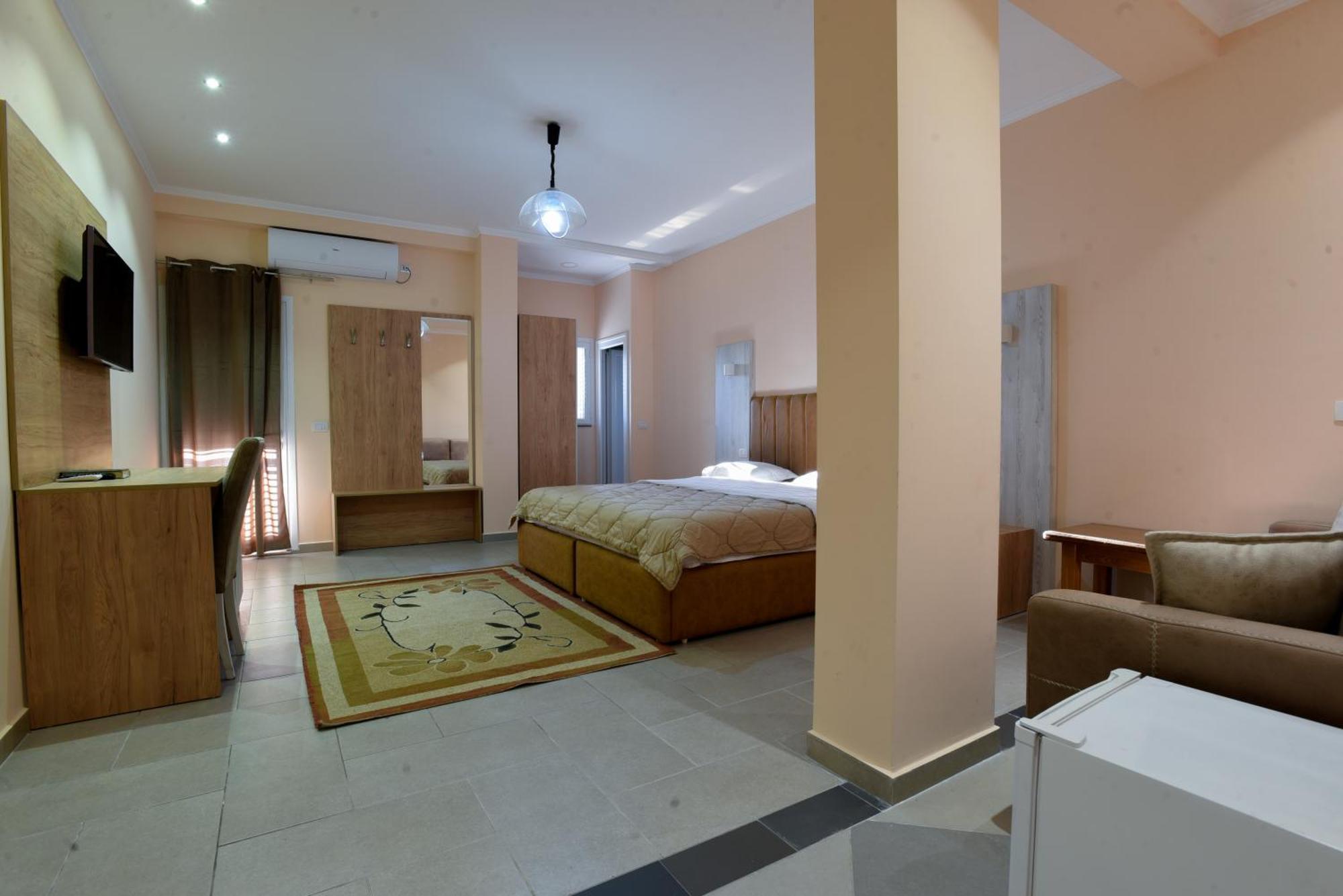 Hotel Restorant Halal Il Tramonto. Vorë Εξωτερικό φωτογραφία