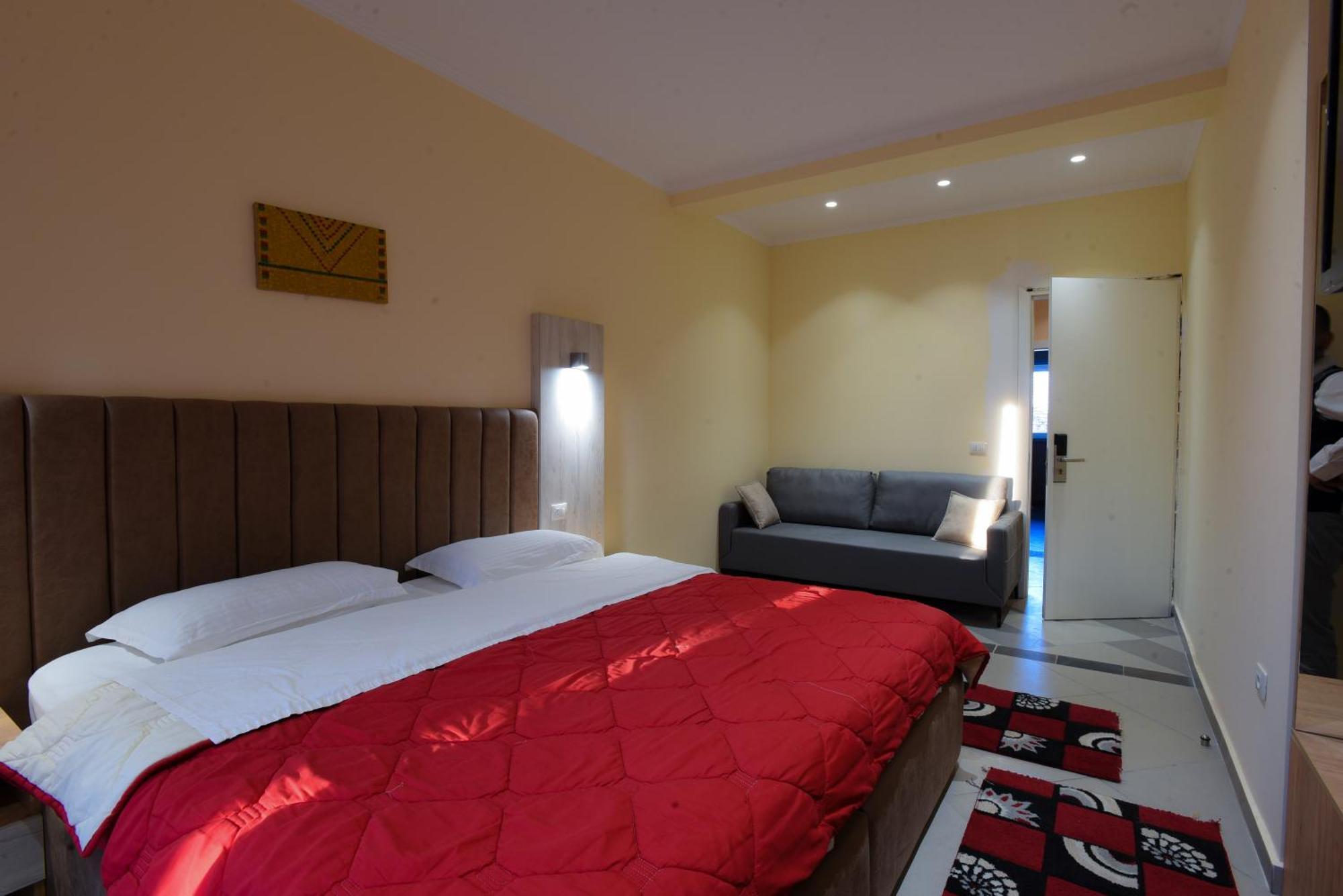 Hotel Restorant Halal Il Tramonto. Vorë Εξωτερικό φωτογραφία