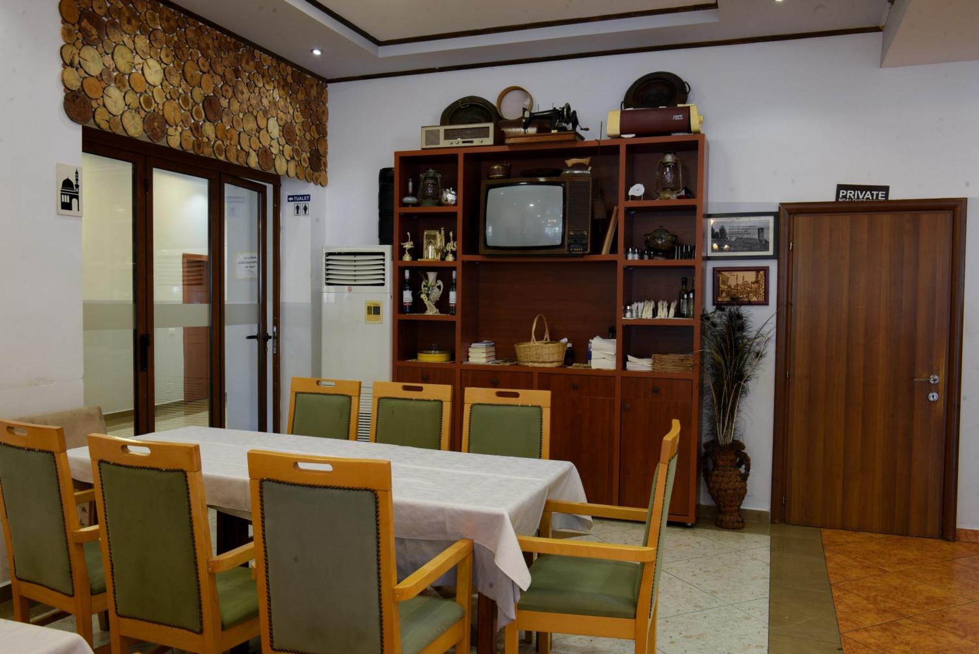 Hotel Restorant Halal Il Tramonto. Vorë Εξωτερικό φωτογραφία